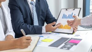 How to Write a Professional Business Proposal: A Complete Guide